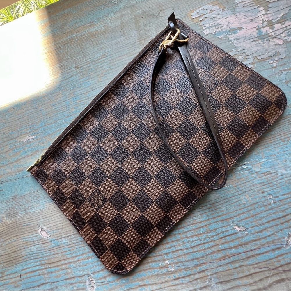 SOLD!!! Louis Vuitton Pouch